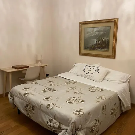 Paradise Suites - Brignole Station - Best Price Rooms - Always Open-2